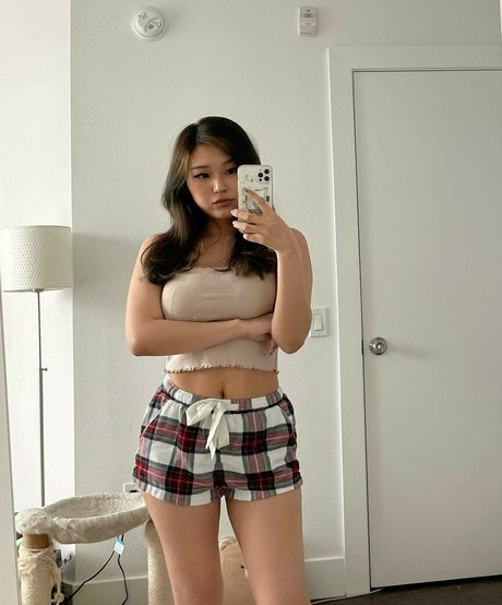 YoonHyoonAikuros
