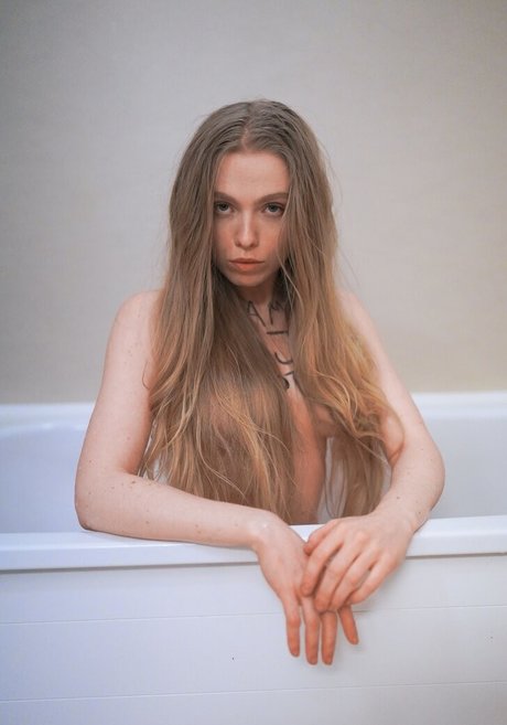 Foto desnuda filtrada de OnlyFans de Sirisirililia