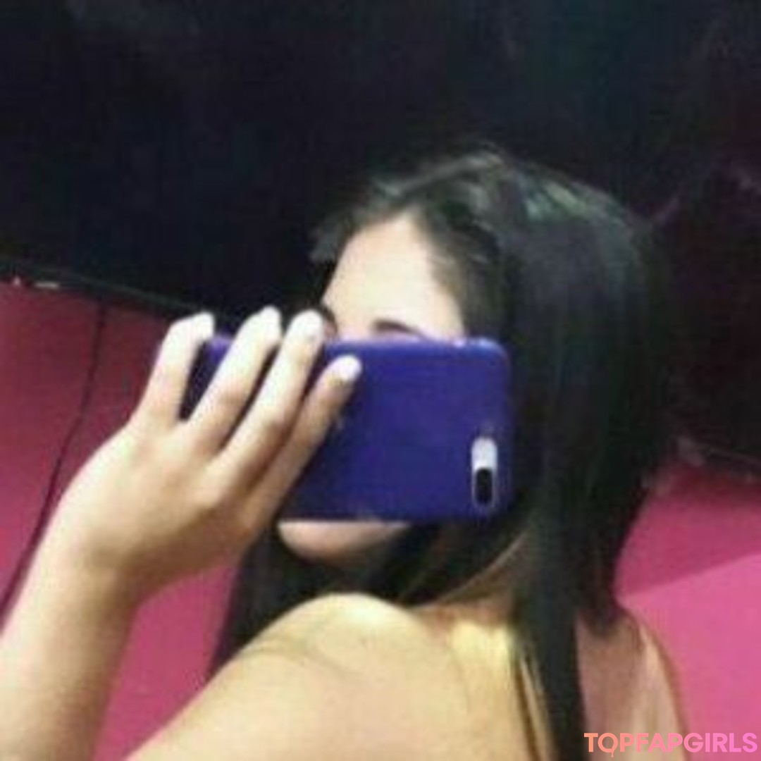 Foto desnuda filtrada de OnlyFans de Malerodriguezx #17 Foto desnuda filtrada de OnlyFans de Malerodriguezx #17