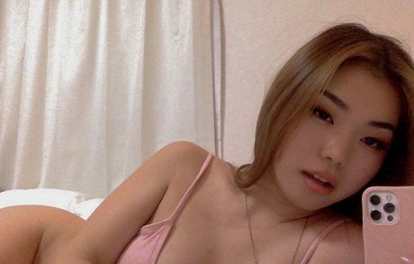 Yukipinkymoon