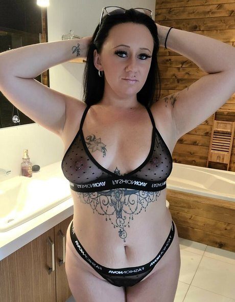 Foto desnuda filtrada de OnlyFans de Katie Inked