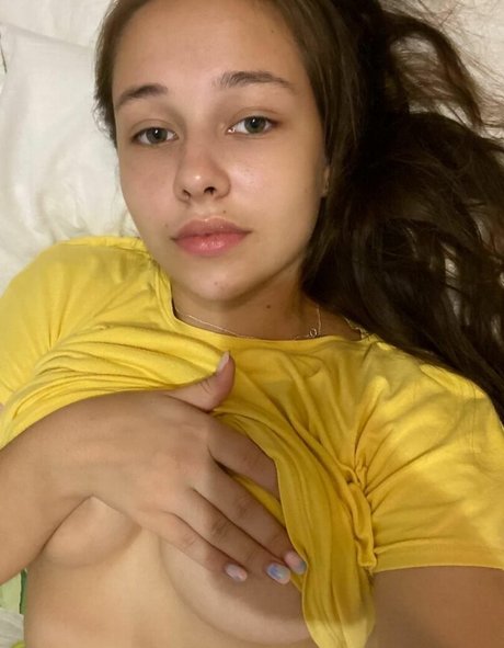 Foto desnuda filtrada de OnlyFans de alinabaeee