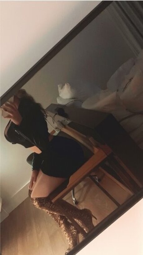 Foto desnuda filtrada de OnlyFans de Chayaxxx