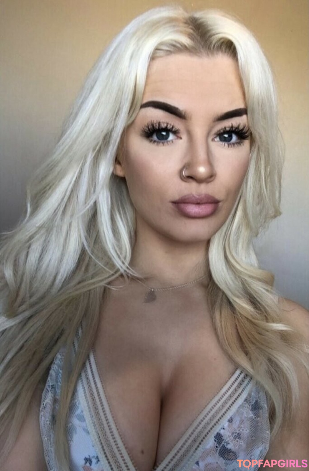 Foto desnuda filtrada de OnlyFans de Xcandylashes #79 Foto desnuda filtrada de OnlyFans de Xcandylashes #79