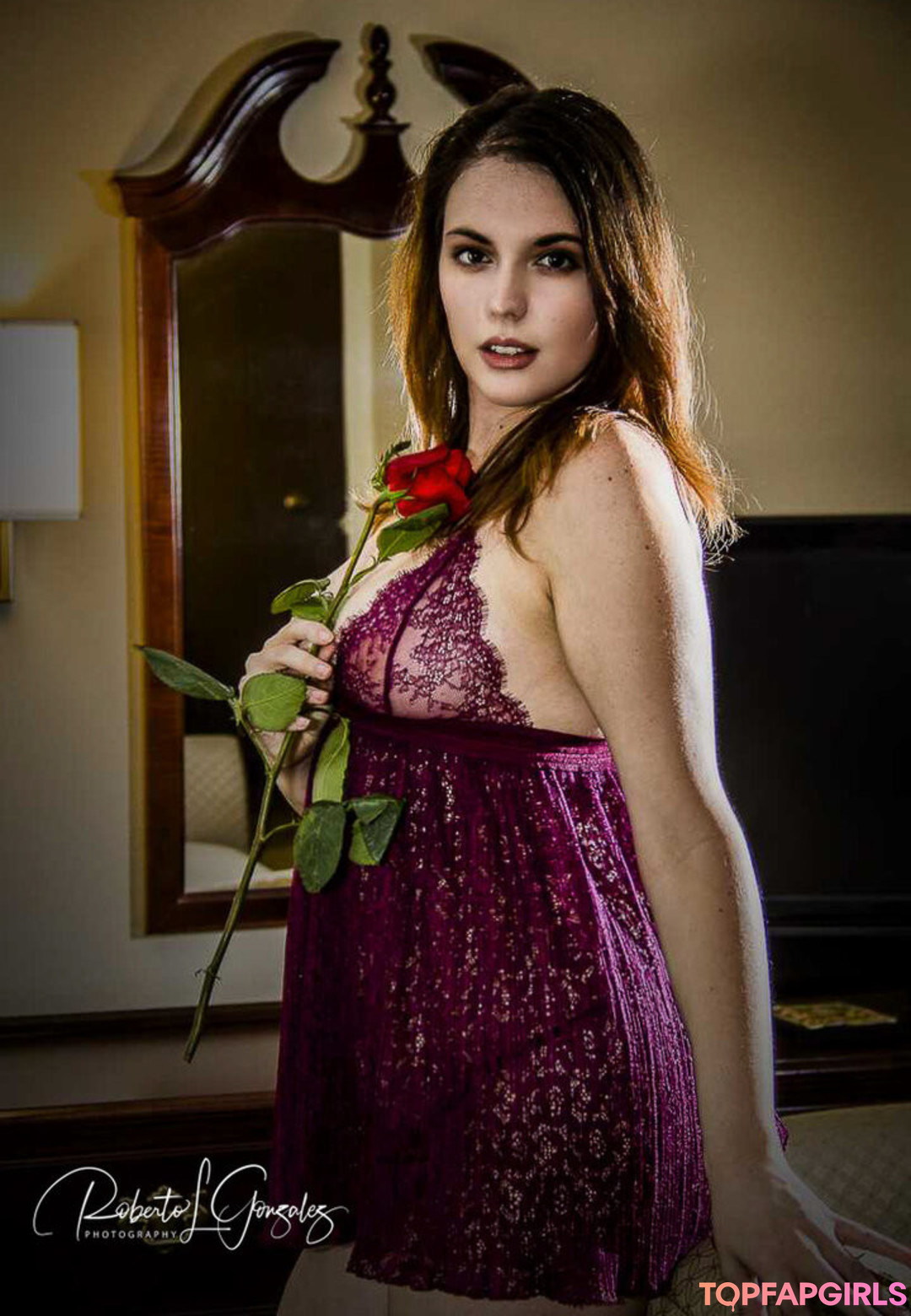 Foto desnuda filtrada de OnlyFans de Amber Lee Connors #2 Foto desnuda filtrada de OnlyFans de Amber Lee Connors #2