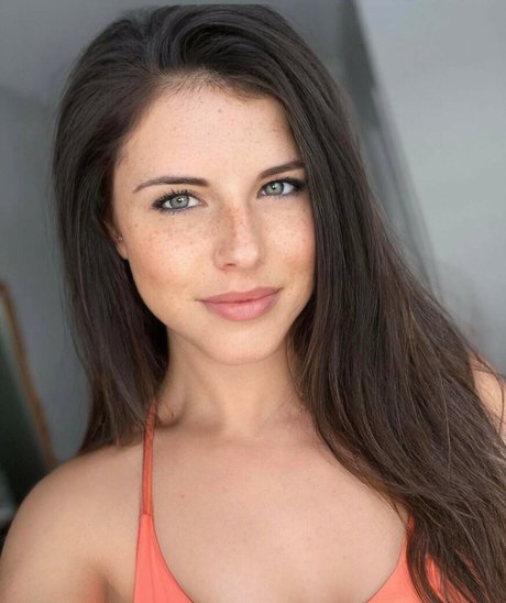 Pregbabe0220