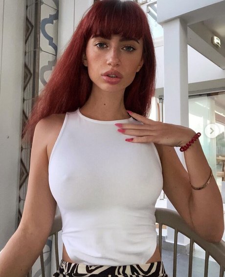 Foto desnuda filtrada de OnlyFans de Loveyourgirls