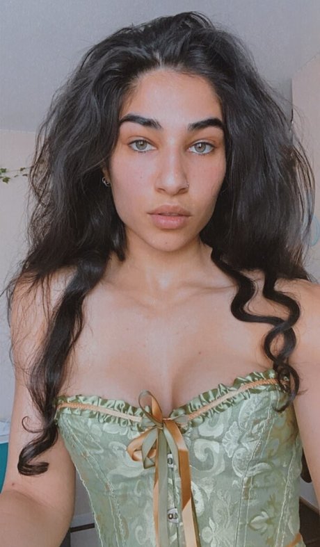 Nylawho