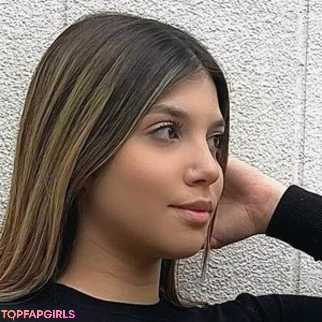 Foto desnuda filtrada de OnlyFans de Gaelle Fares #11 Foto desnuda filtrada de OnlyFans de Gaelle Fares #11