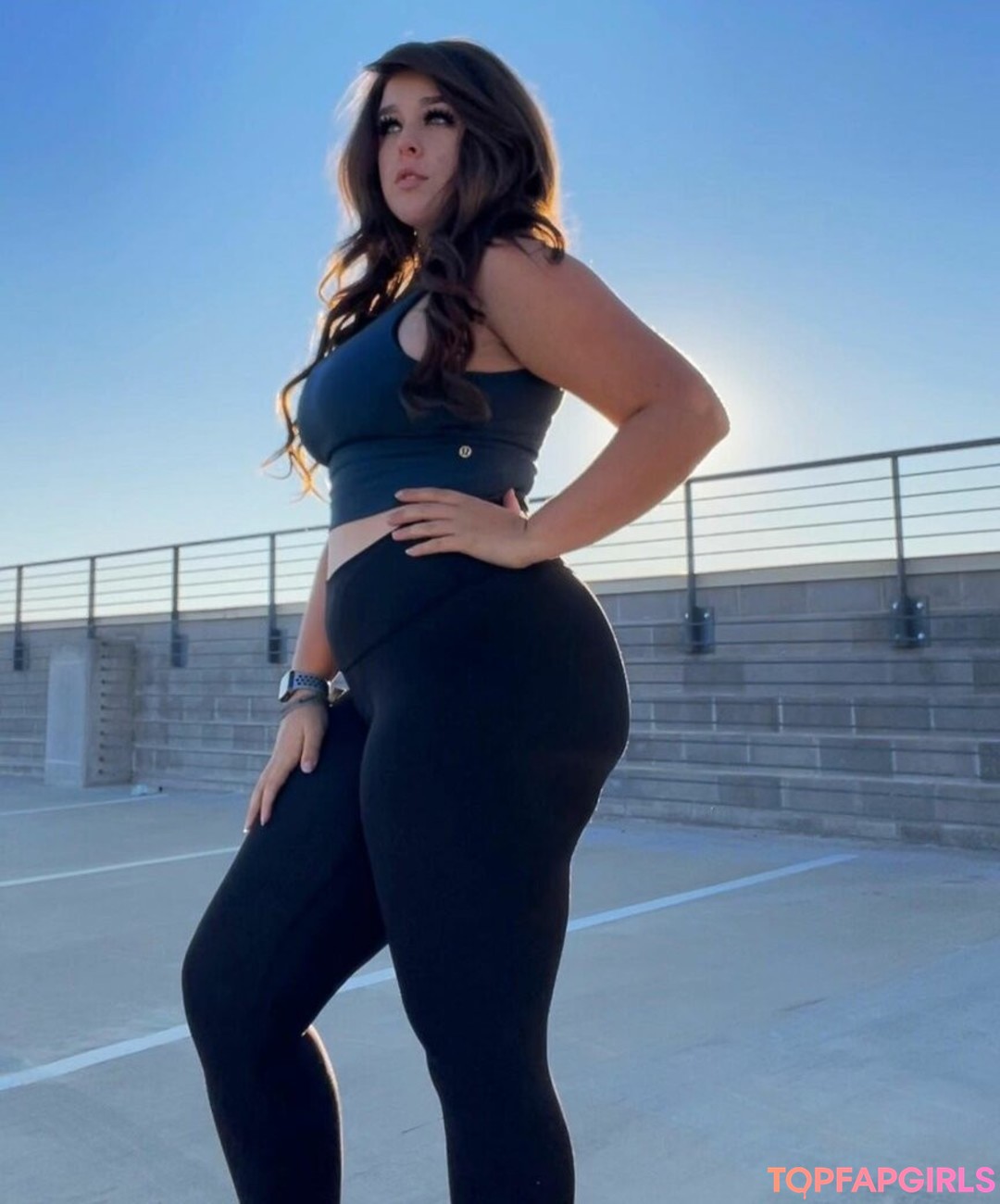 Foto desnuda filtrada de OnlyFans de Madisenmarkland #3 Foto desnuda filtrada de OnlyFans de Madisenmarkland #3