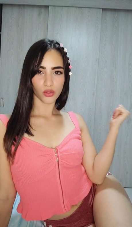 Foto desnuda filtrada de OnlyFans de Yulenygz