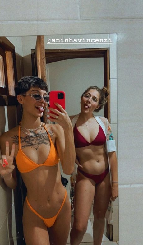 Foto desnuda filtrada de OnlyFans de Livianmenegalii