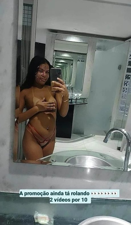 Foto desnuda filtrada de OnlyFans de Annamoreninha03