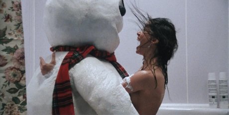 Shannon Elizabeth