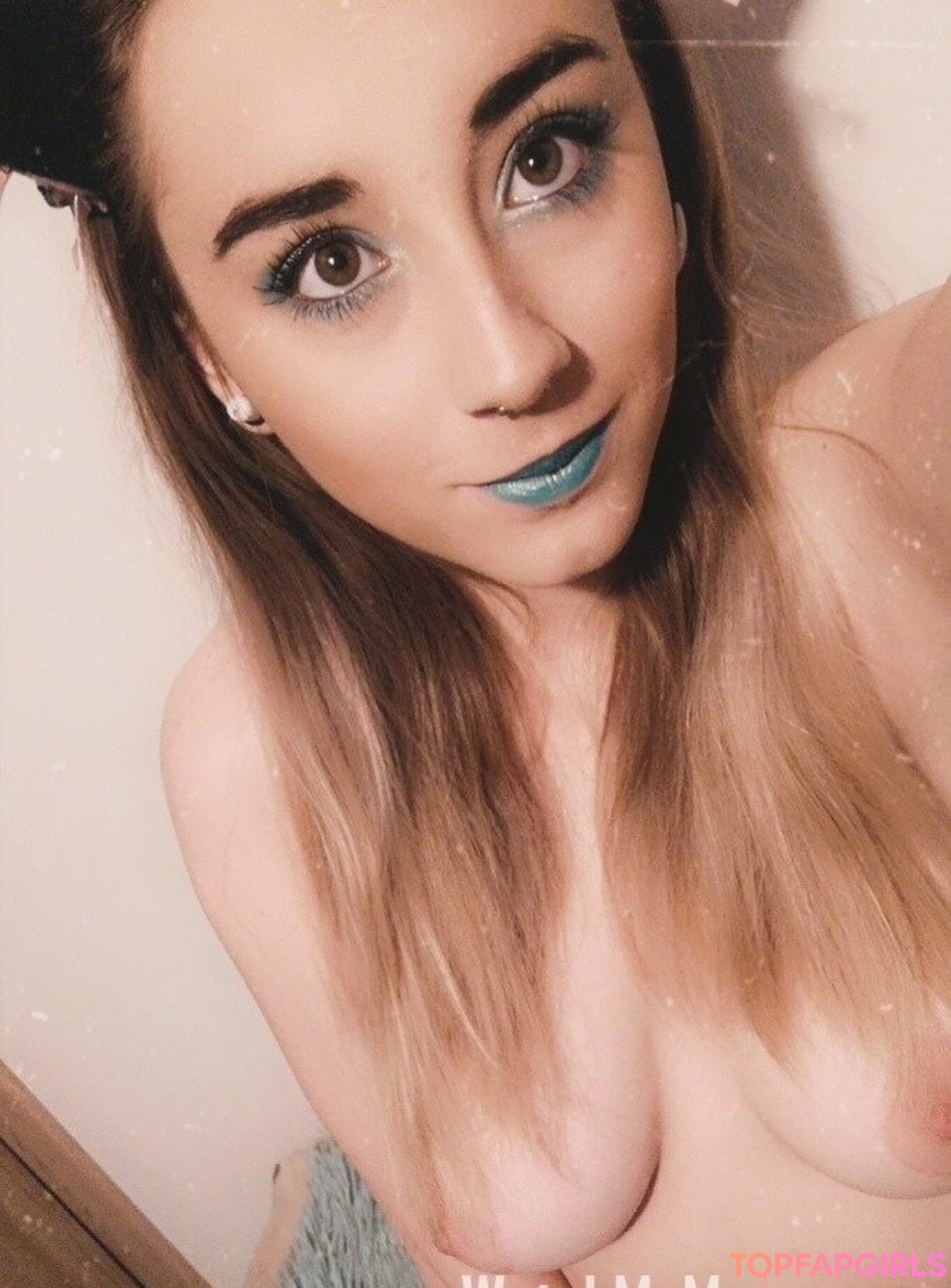 Foto desnuda filtrada de OnlyFans de Illuminatka #18 Foto desnuda filtrada de OnlyFans de Illuminatka #18