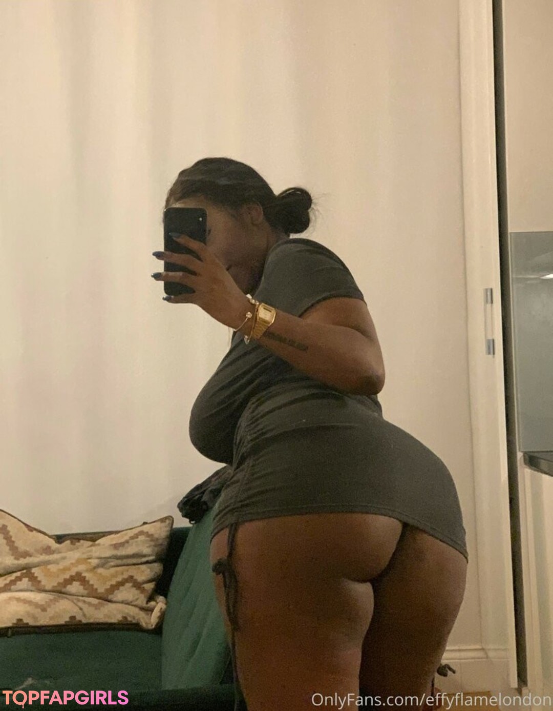 Foto desnuda filtrada de OnlyFans de Effy Flame #233 Foto desnuda filtrada de OnlyFans de Effy Flame #233