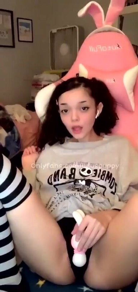 Foto desnuda filtrada de OnlyFans de Strawberryypuppi