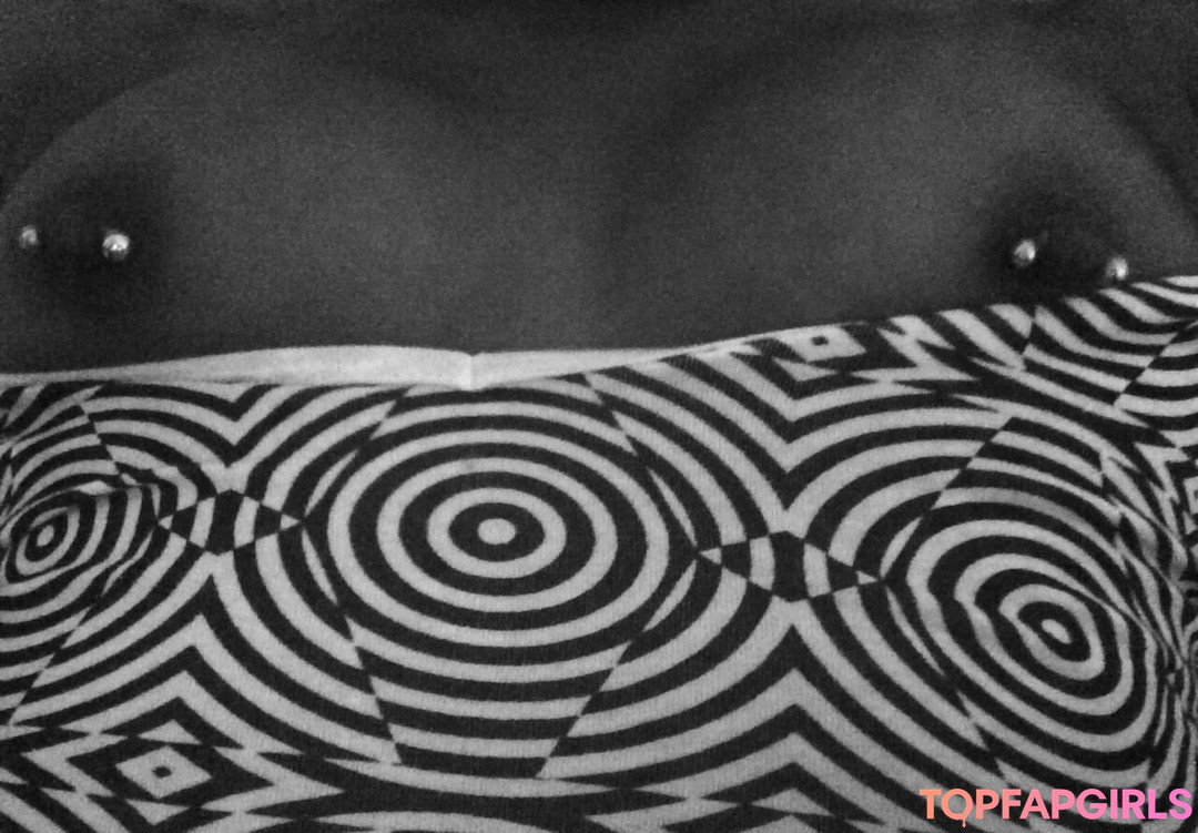 Foto desnuda filtrada de OnlyFans de Dnay Baptiste #40 Foto desnuda filtrada de OnlyFans de Dnay Baptiste #40