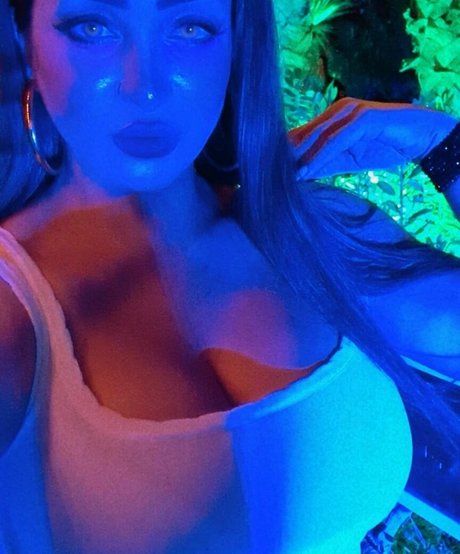 Foto desnuda filtrada de OnlyFans de Wafa Kolsi