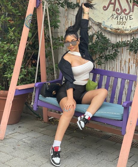 Wejdan Benarous