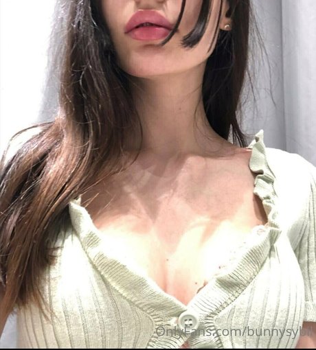 Foto desnuda filtrada de OnlyFans de Sybilbunny3