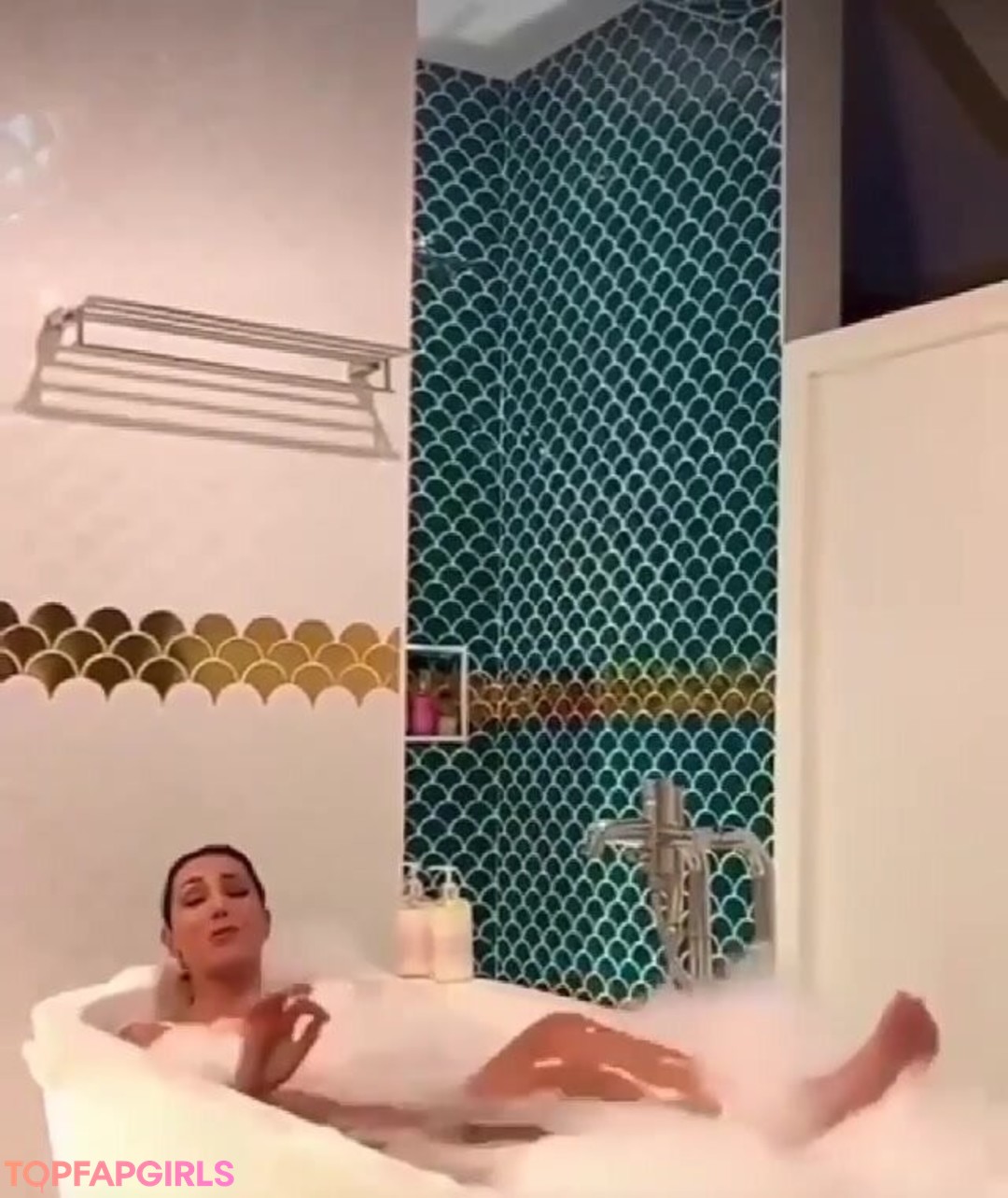 Foto desnuda filtrada de OnlyFans de Caterina Balivo #76 Foto desnuda filtrada de OnlyFans de Caterina Balivo #76