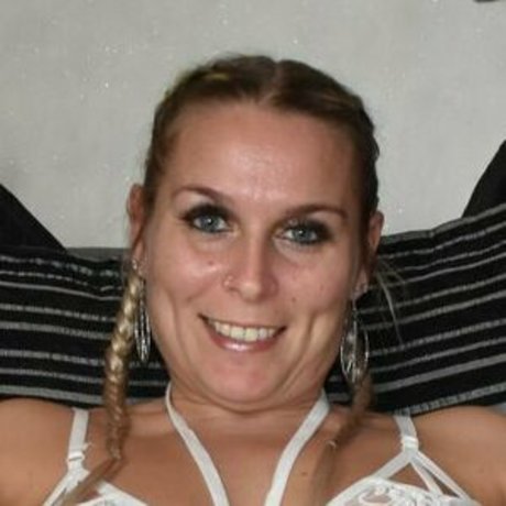 Ukhotwife