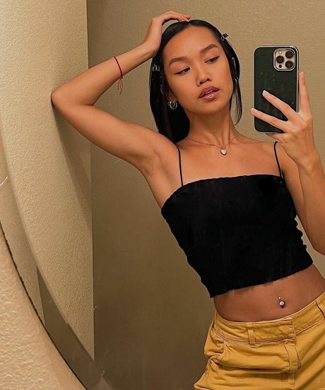 Foto desnuda filtrada de OnlyFans de Tori Pareno