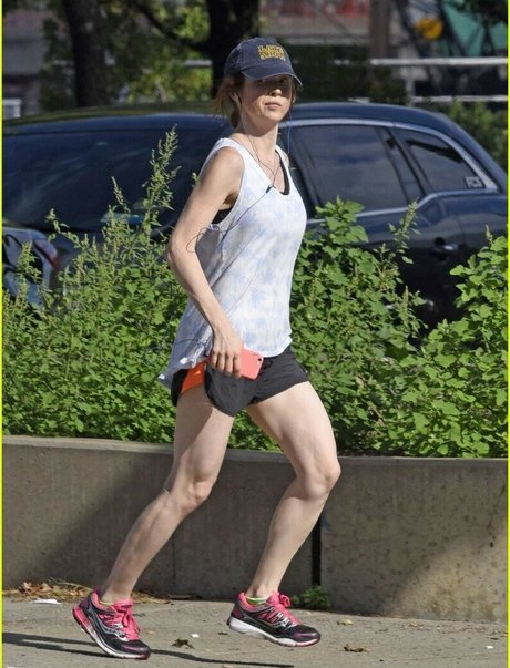 Foto desnuda filtrada de OnlyFans de Ellie Kemper