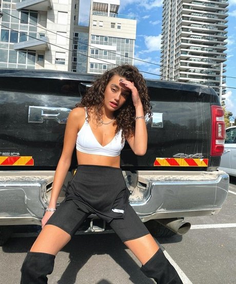 Liraz Nomdar