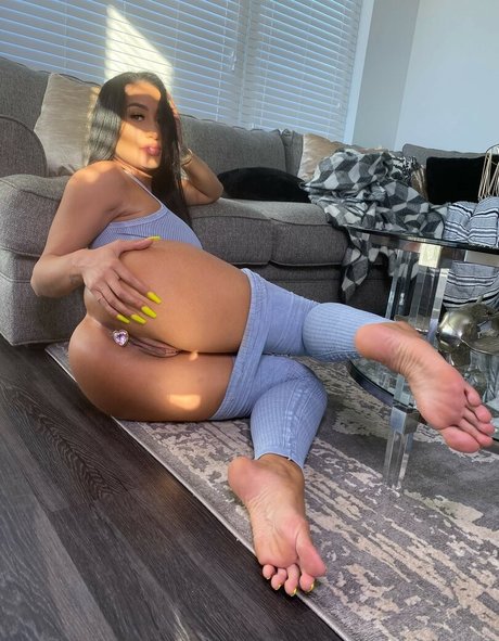 Authenticbella