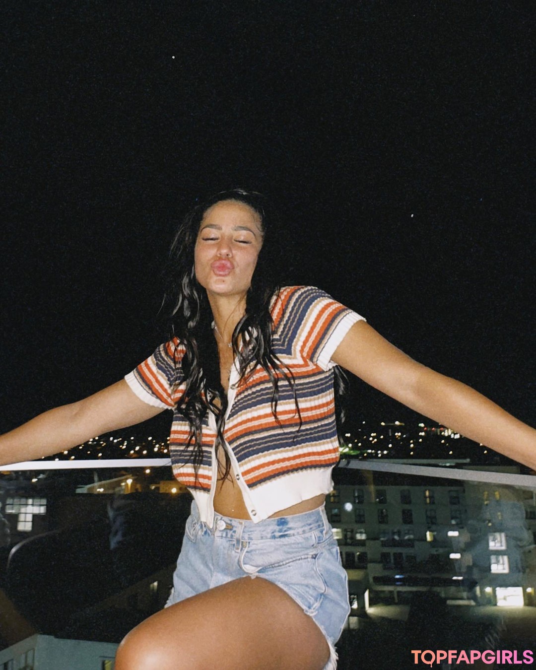 Foto desnuda filtrada de OnlyFans de Nadia Jaftha #213 Foto desnuda filtrada de OnlyFans de Nadia Jaftha #213