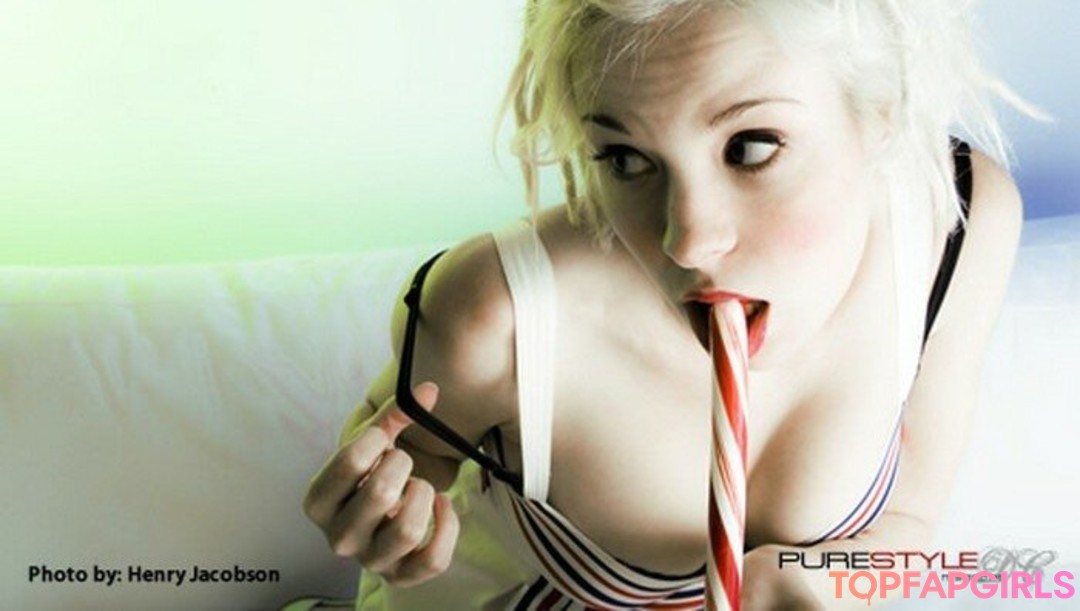 Foto desnuda filtrada de OnlyFans de Brea Grant #29 Foto desnuda filtrada de OnlyFans de Brea Grant #29