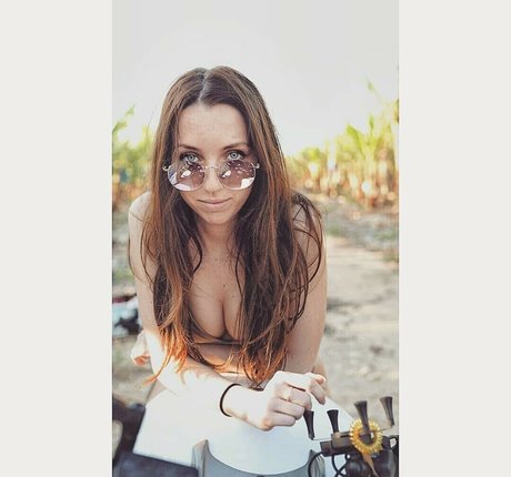 Liza Alt