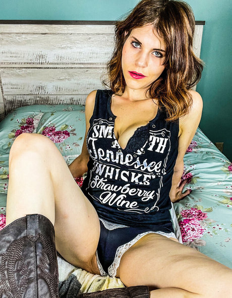 Country Christina