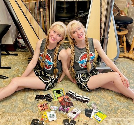 Foto desnuda filtrada de OnlyFans de Camille And Kennerly