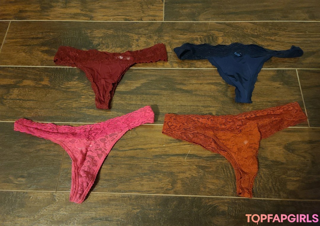 Foto desnuda filtrada de OnlyFans de Juicypeaches07 #111 Foto desnuda filtrada de OnlyFans de Juicypeaches07 #111