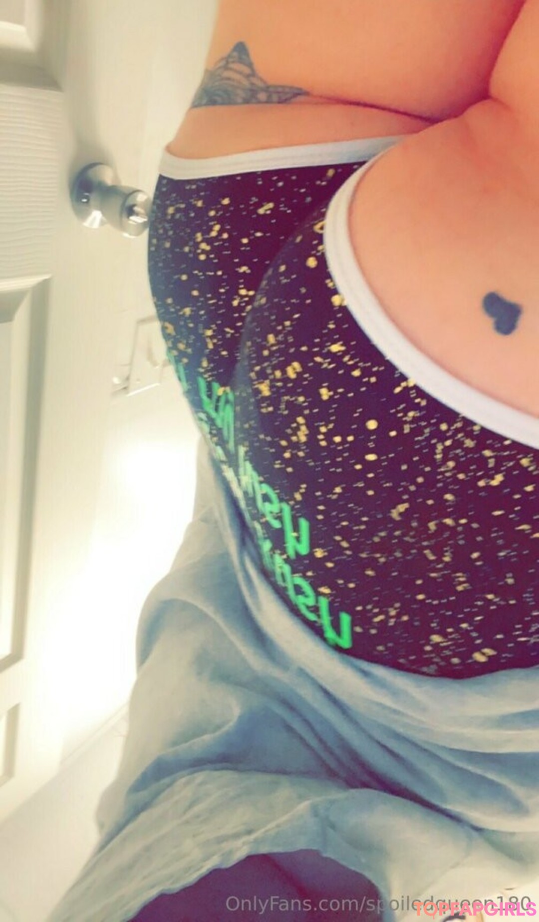 Foto desnuda filtrada de OnlyFans de Spoiledqueen180 #156 Foto desnuda filtrada de OnlyFans de Spoiledqueen180 #156