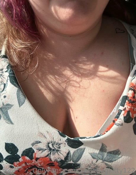 Katiebugkitty122