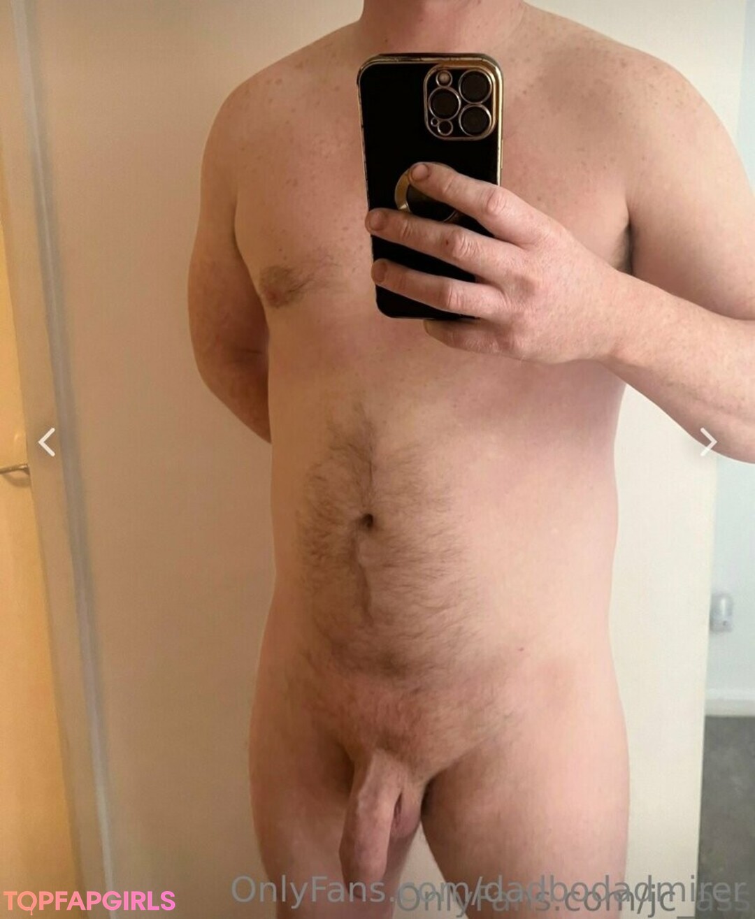 Foto desnuda filtrada de OnlyFans de Dadbodadmirer #59 Foto desnuda filtrada de OnlyFans de Dadbodadmirer #59