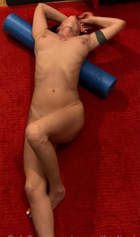 Foto desnuda filtrada de OnlyFans de Rosszalkodjunk