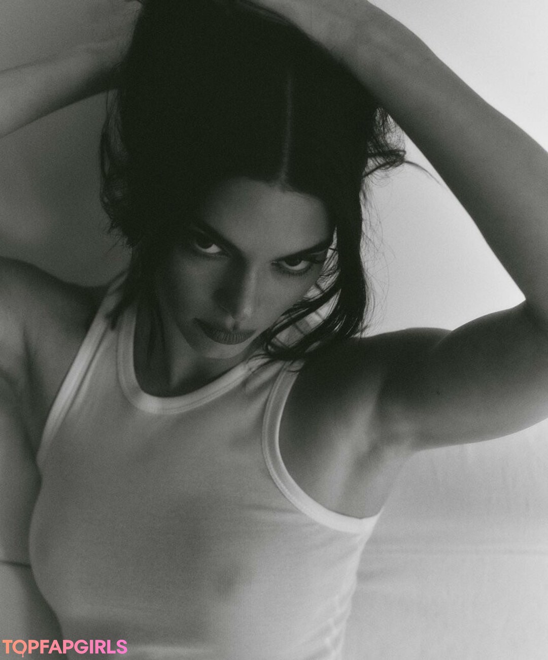 Foto desnuda filtrada de OnlyFans de Kendall Jenner #1684 Foto desnuda filtrada de OnlyFans de Kendall Jenner #1684