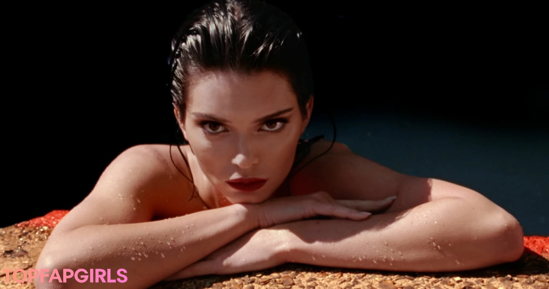 Foto desnuda filtrada de OnlyFans de Kendall Jenner #575 Foto desnuda filtrada de OnlyFans de Kendall Jenner #575