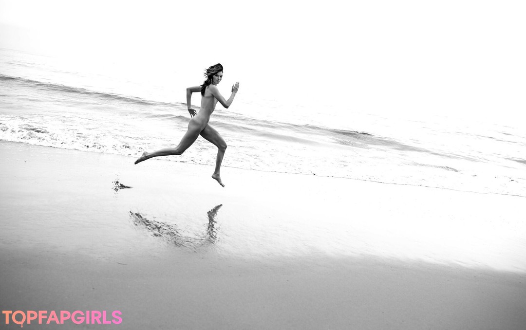Foto desnuda filtrada de OnlyFans de Kendall Jenner #879 Foto desnuda filtrada de OnlyFans de Kendall Jenner #879