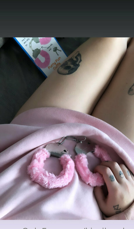 Foto desnuda filtrada de OnlyFans de Kicsilanyka