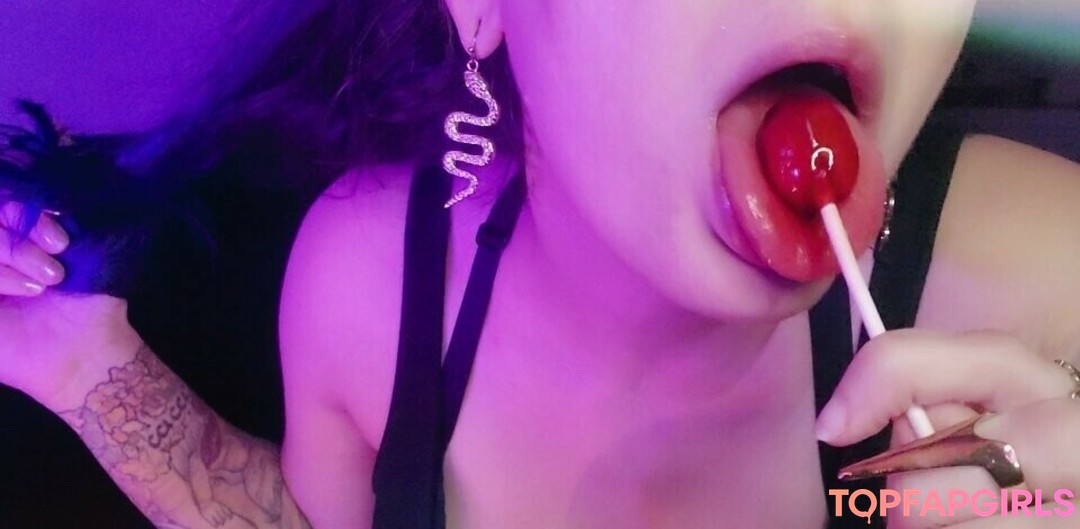 Foto desnuda filtrada de OnlyFans de Malaftermidnight #103 Foto desnuda filtrada de OnlyFans de Malaftermidnight #103