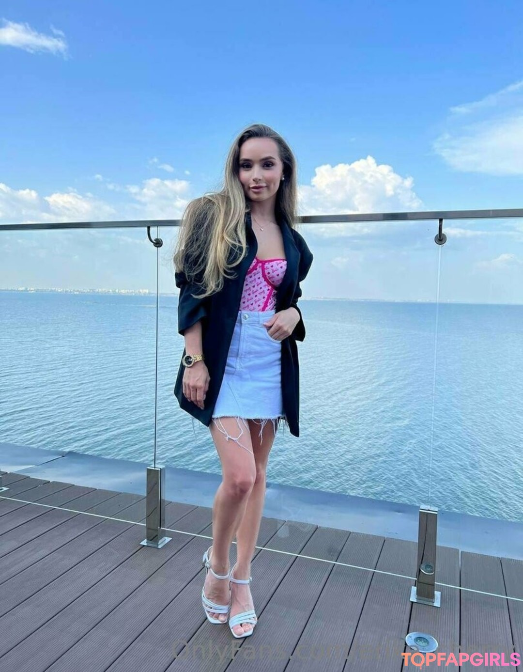 Foto desnuda filtrada de OnlyFans de Erikacherry #159 Foto desnuda filtrada de OnlyFans de Erikacherry #159