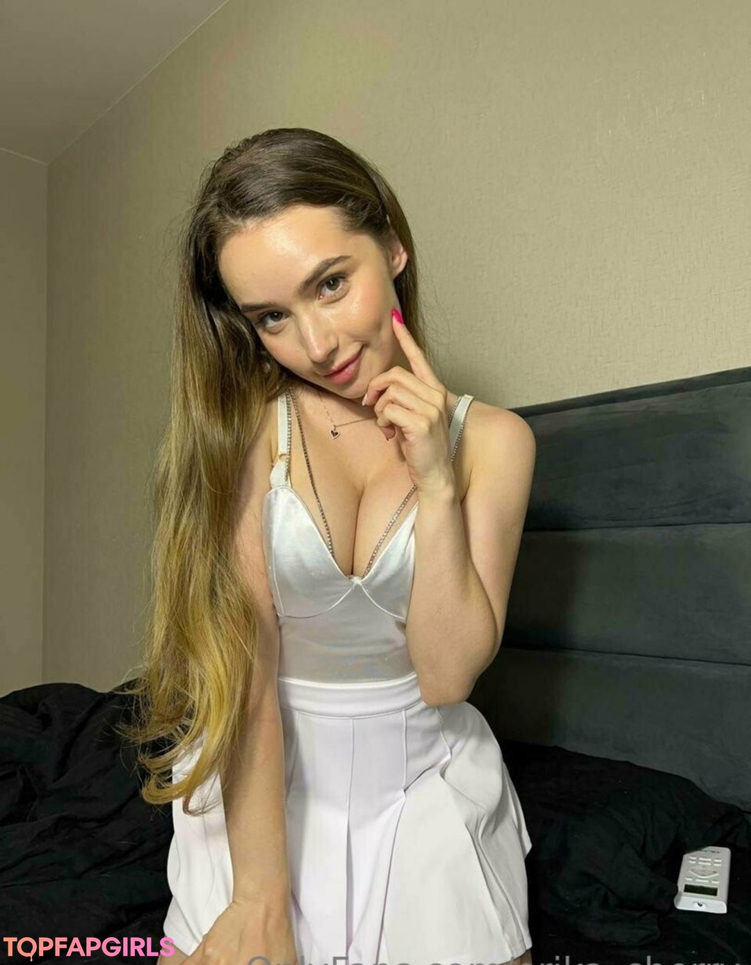 Foto desnuda filtrada de OnlyFans de Erikacherry #83 Foto desnuda filtrada de OnlyFans de Erikacherry #83