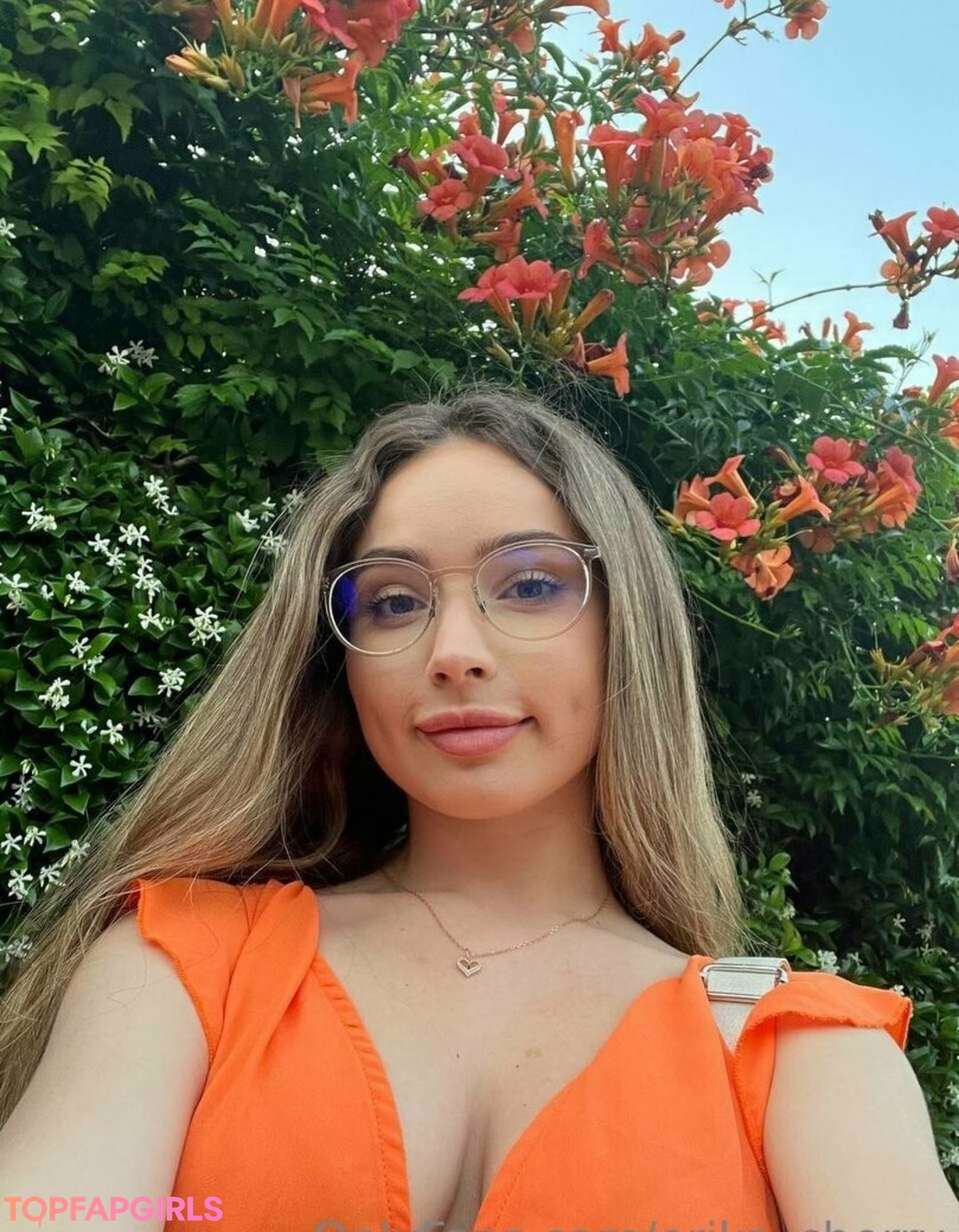 Foto desnuda filtrada de OnlyFans de Erikacherry #95 Foto desnuda filtrada de OnlyFans de Erikacherry #95