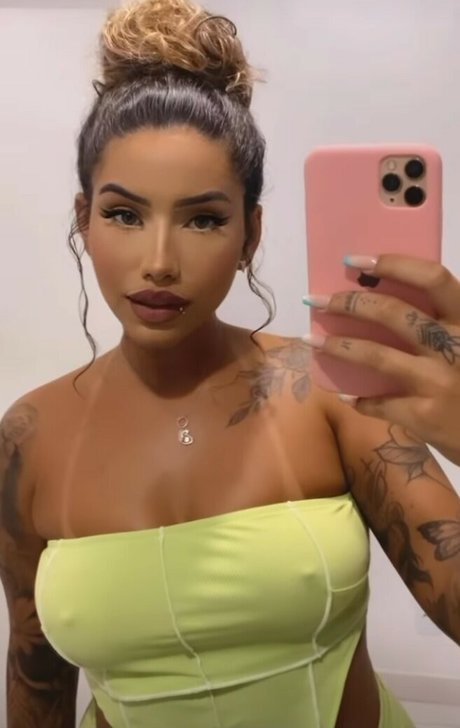 Muito Linda